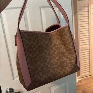 Coach NWT shoulder bag
